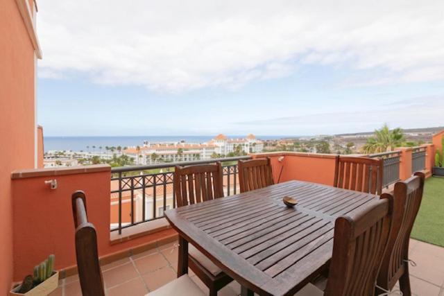 Apartamento Sara En El Veril Del Duque - Sara Vacation Адехе Экстерьер фото