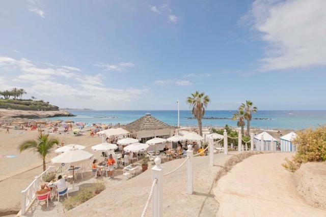 Apartamento Sara En El Veril Del Duque - Sara Vacation Адехе Экстерьер фото
