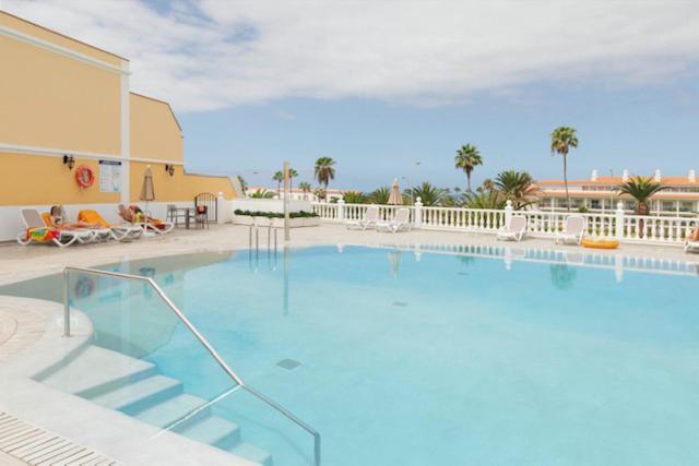 Apartamento Sara En El Veril Del Duque - Sara Vacation Адехе Экстерьер фото